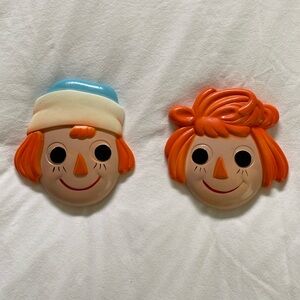 Raggedy Ann and Andy Chalkware Heads